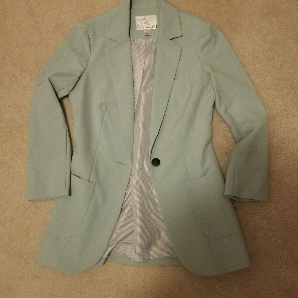 DYNAMITE Light teal blazer with striped lining